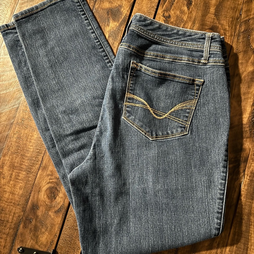 Classic Women's Dark Wash Jeans - Slim Straight, size 14- NWOT